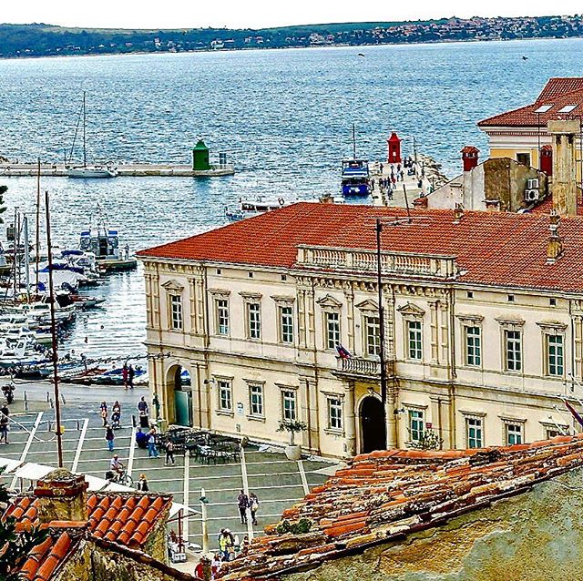 Piran, the pretty Slovenian town on the Adriatic with a fascinating past. Since the 7th century, Piran has been under nine different rulers - and all have left an impression. See memorabledestination.com for the full story #piran #visitslovenia #discoverslovenia #beautifuldestinations #escapetheordinary #travel #holiday #vacation #beautifulview #ig_slovenia #fleurdesel #thedailytraveller  #globaldaily #bestcaptureglobal #wellkeptsecret #igers #travelblog #travelbloggers #bestoftheday #architecturephotography
